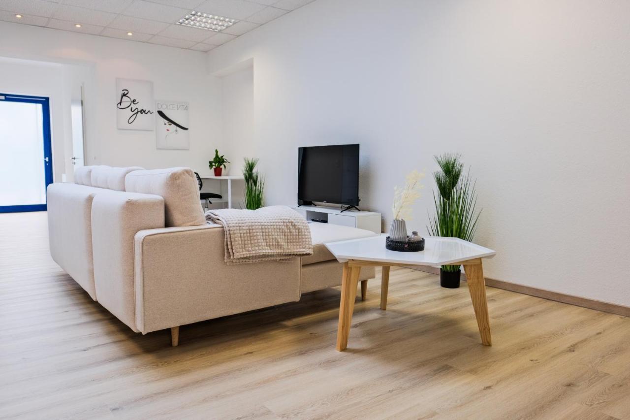 Klassen Apartments! Erleben Sie Aulendorf In Dieser Modernen Unterkunft Exteriör bild